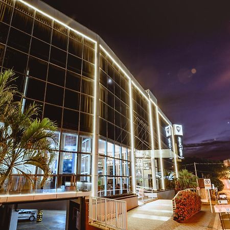 Riellis Center Hotel Botucatu Extérieur photo