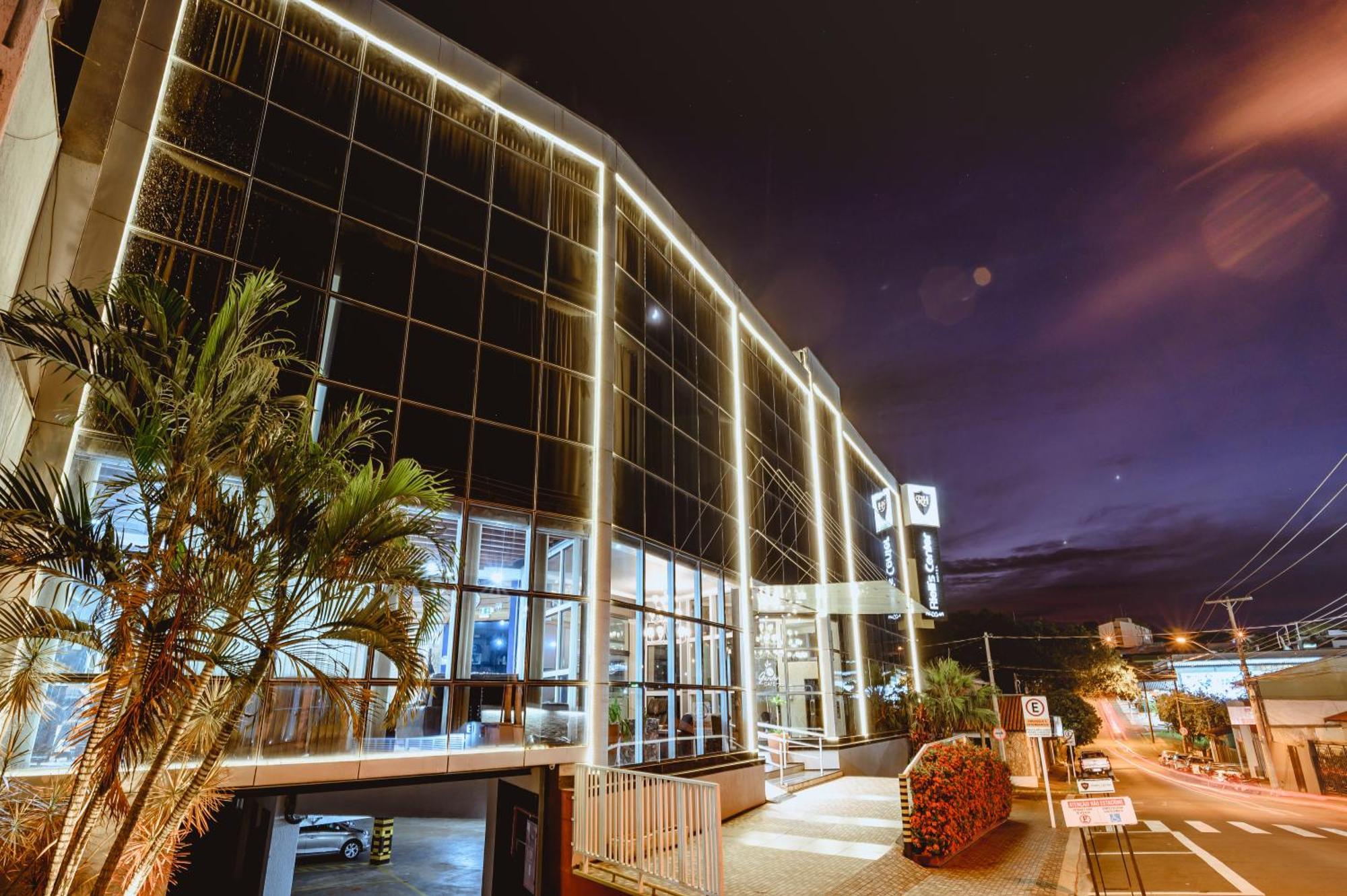 Riellis Center Hotel Botucatu Extérieur photo