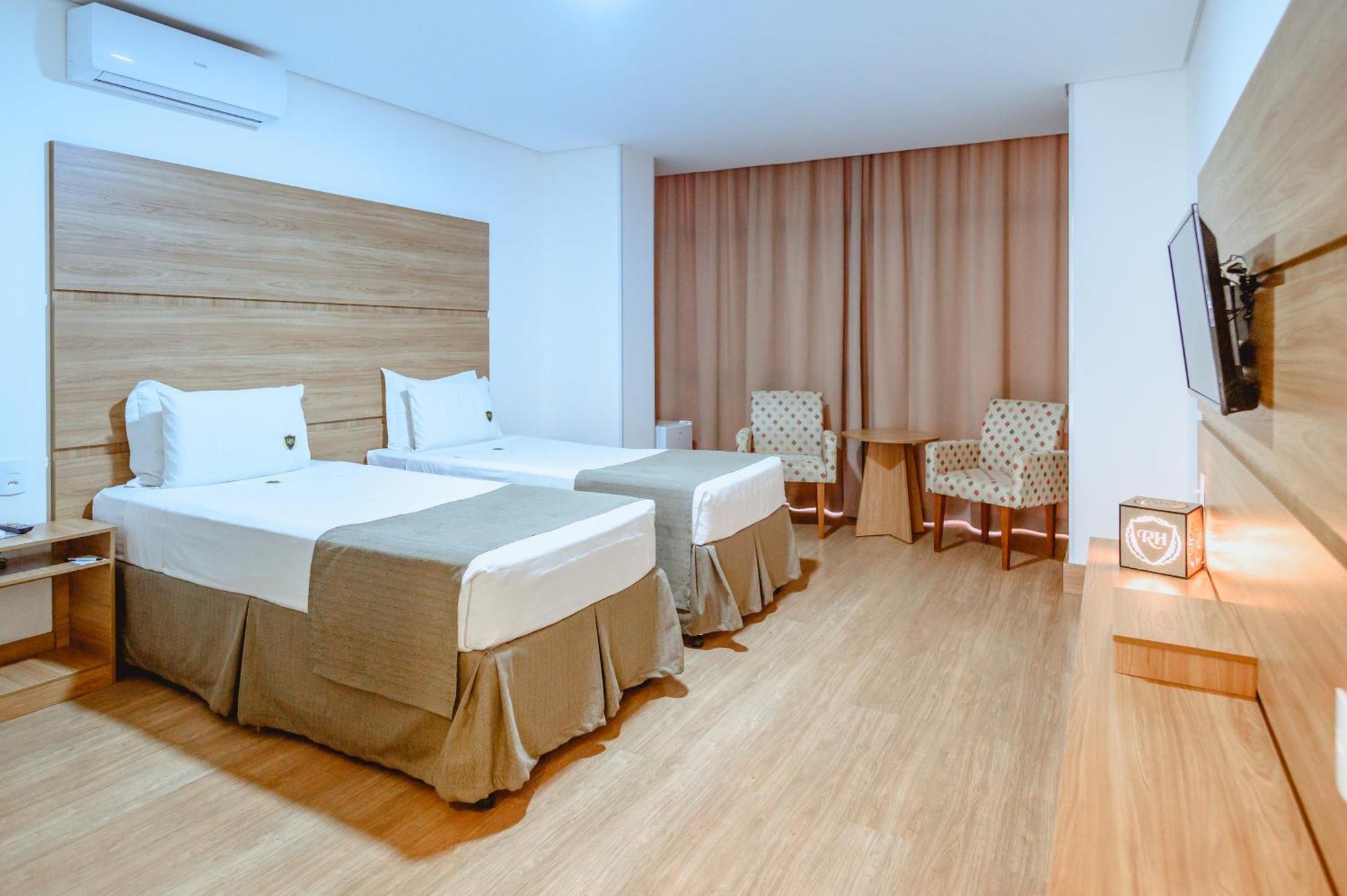 Riellis Center Hotel Botucatu Extérieur photo