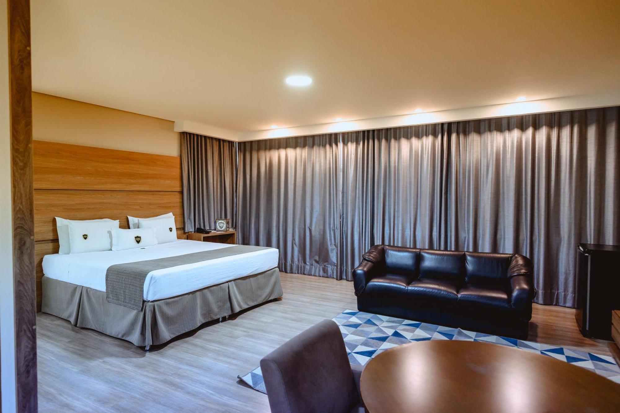 Riellis Center Hotel Botucatu Extérieur photo